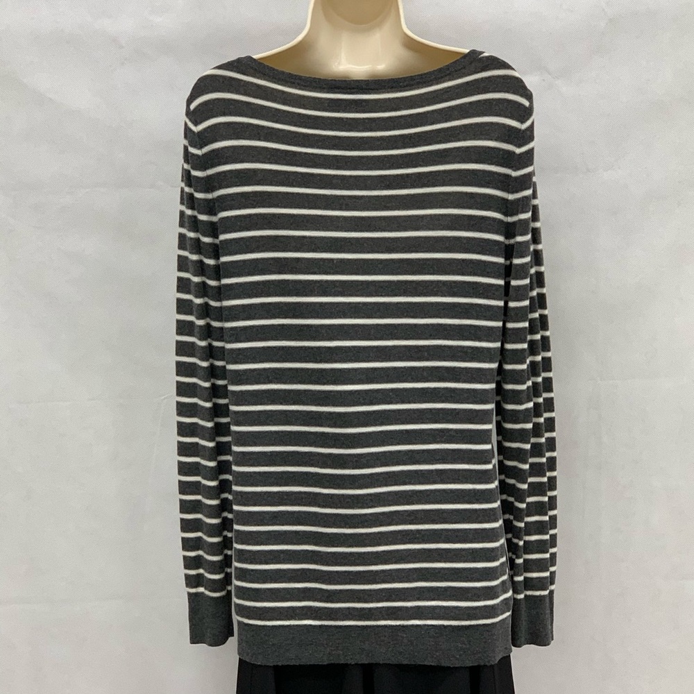 Loft gray white striped Merino wool sweater - Picture 2 of 5